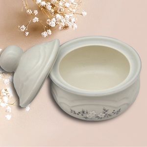 Vintage PFALTZGRAFF “Heirloom” Sugar Bowl and Lid (Gray & White Flowers)